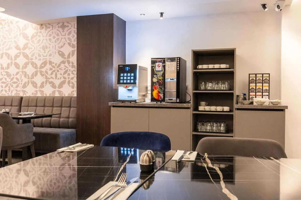 Alavits Hotel By St Hotels Gzira 3*,  Malta